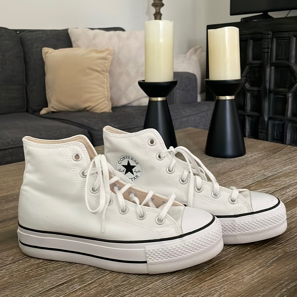 White Chuck Taylor All Star Lift Platform Converse
